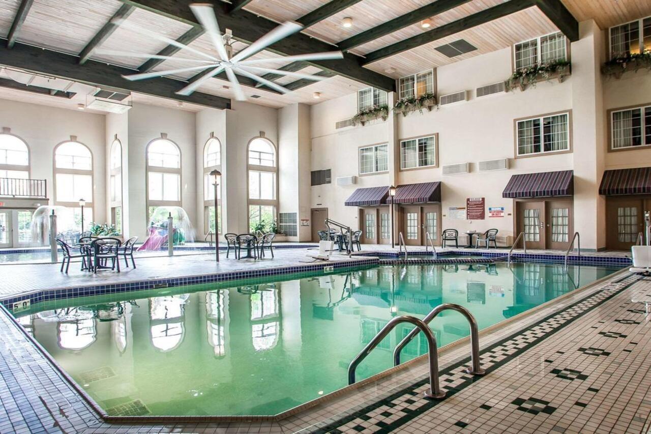 Comfort Suites Milwaukee Airport Oak Creek Eksteriør bilde