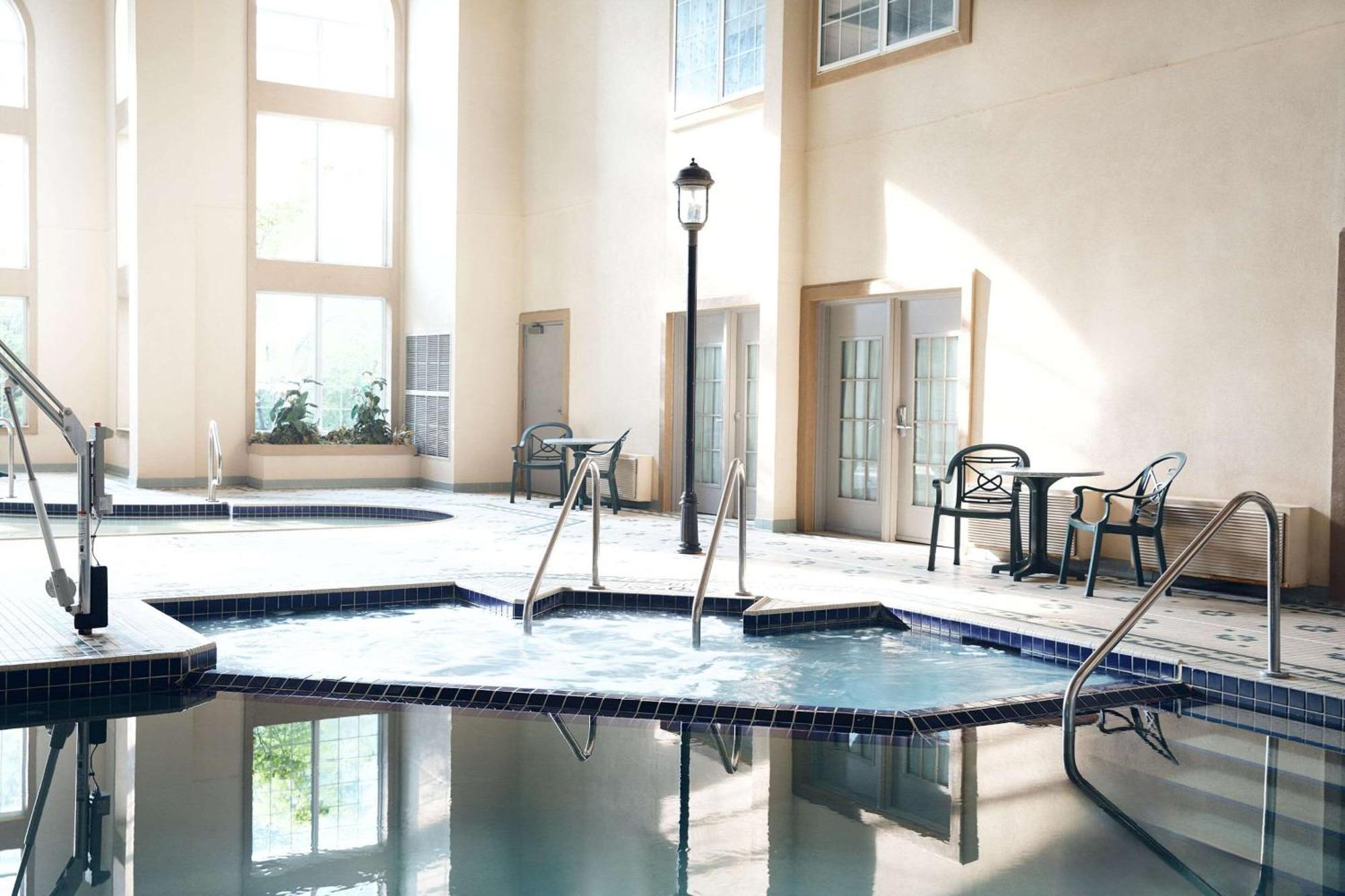 Comfort Suites Milwaukee Airport Oak Creek Eksteriør bilde